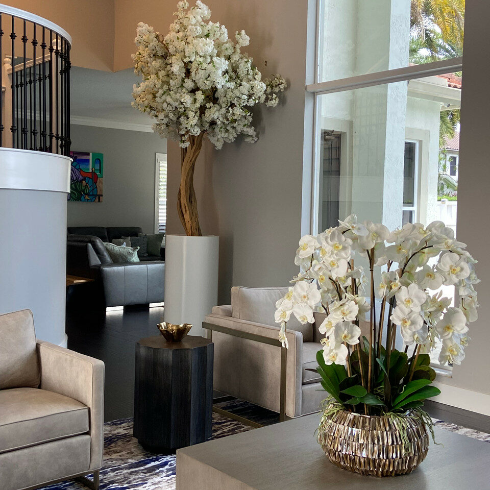 Luxury Artificial White Cherry Blossom Tree – Tall White Vase Edition